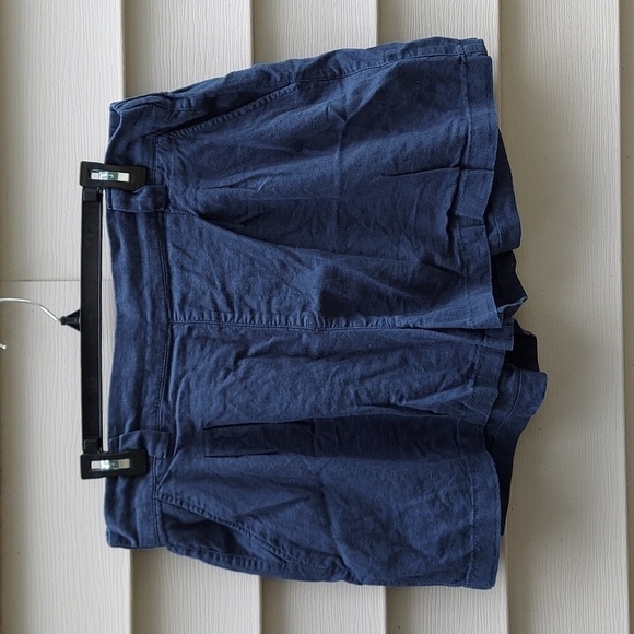 Wallflower Pants - Wallflower shorts. Size XL.